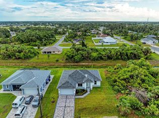 2266 Irondale Rd, North Port, FL 34287