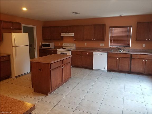 3rd image of 2435 NW 7th Ter