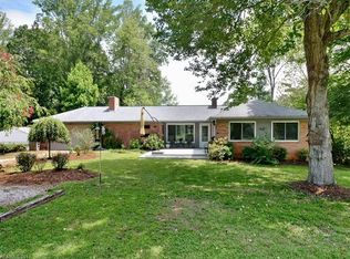 56 Oak Hill Rd, Candler, NC 28715