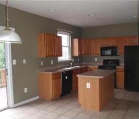 2nd image of 12002 Kemps Landing Cir