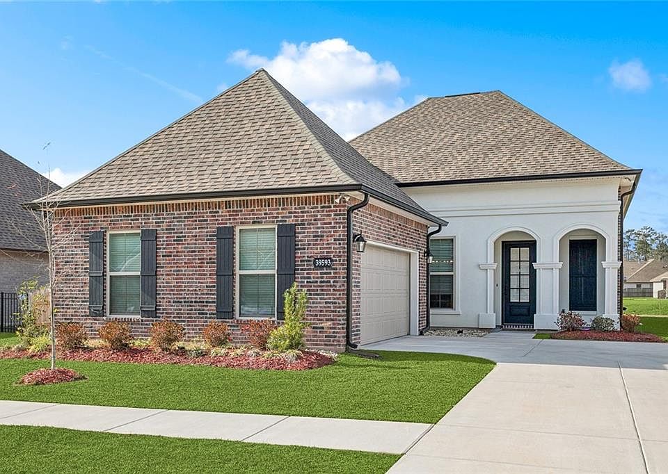 1st image of 39593 White Sand Ln