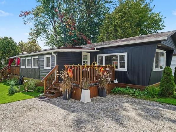 9 Saddle Ave, Rideau Lakes, ON K7A 0J4