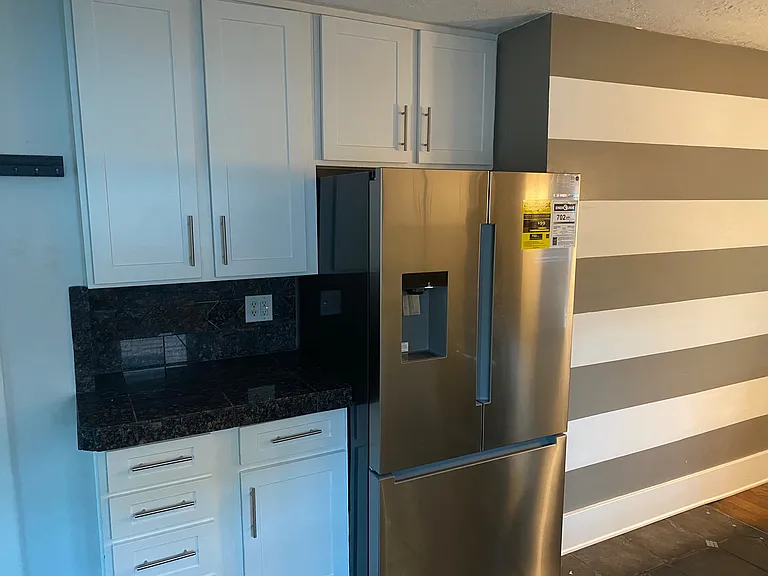 246 E Hampton Ave — Photo 8