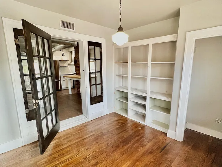 220 W Latimer St #B — Photo 17