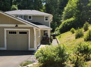 2758 NE 19th St, Lincoln City, OR