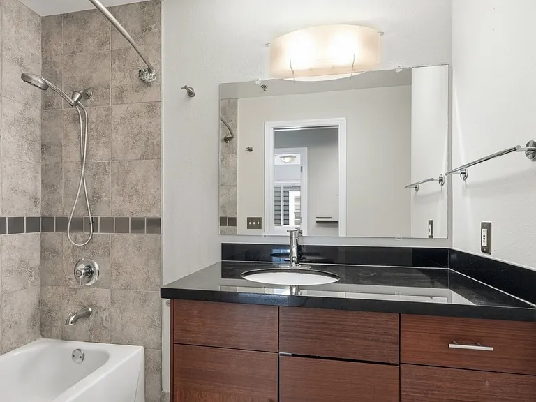 2116 California Ave SW #201 — Photo 9