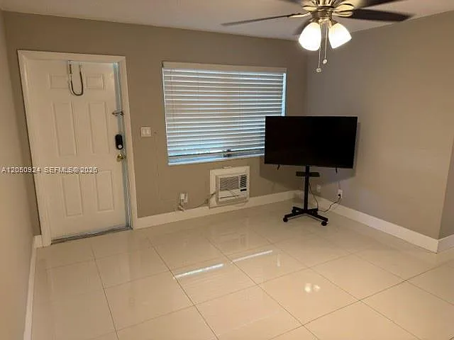 1859 Wiley St #3 — Photo 6