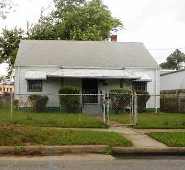 1st image of 1610 N 30th St