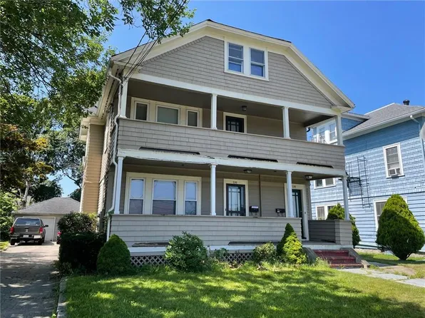 537 Smithfield Rd, North Smithfield, RI 02896