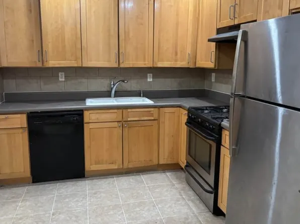 104-22 39th Ave #1R, Corona, NY 11368