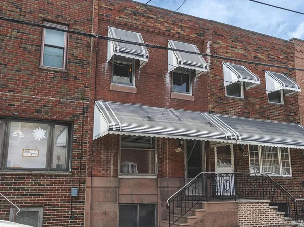 2618 S 16th St, Philadelphia, PA 19145