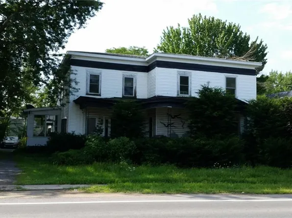 2083 Lake St, Sandy Creek, NY 13145
