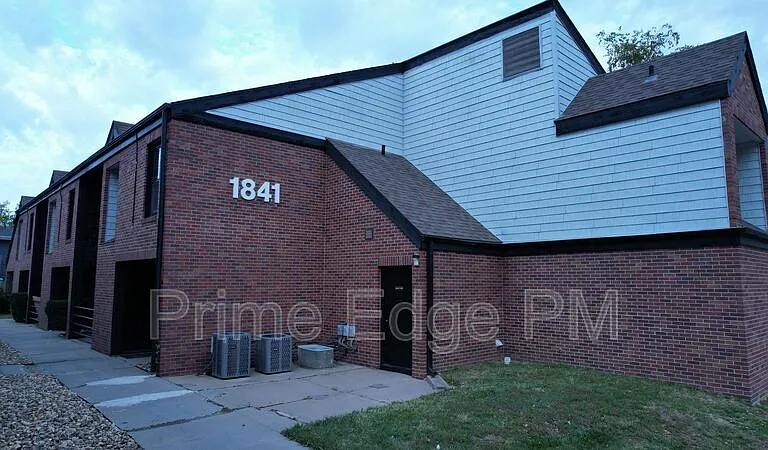 1841 Ridgehaven Ct #4 — Photo 19