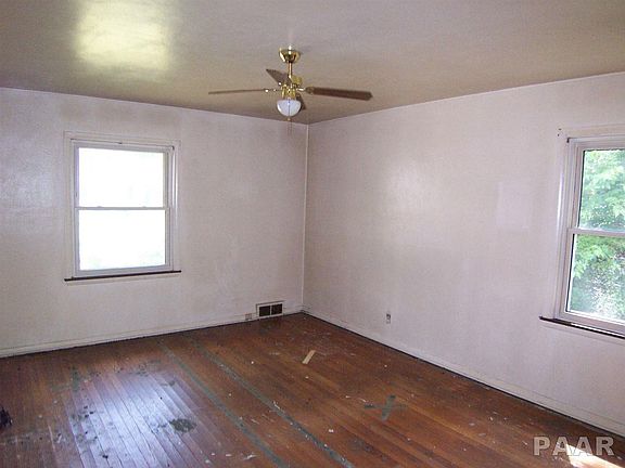 5th image of 3015 W Krause Ave