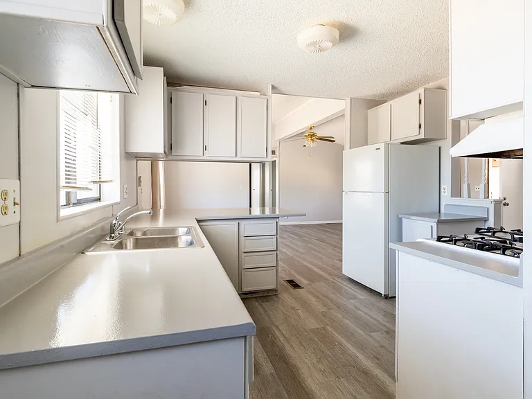 72476 Sunnyvale Dr — Photo 26