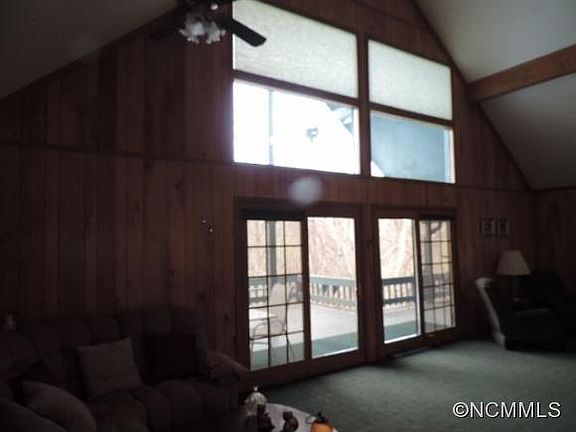 4th image of 35 Magnolia Bluff Ln