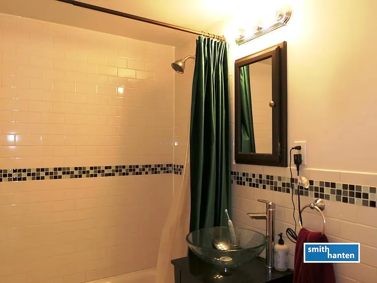 461 State St #2 — Photo 3