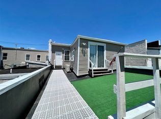 14 Main St APT 2, Sayville, NY 11782