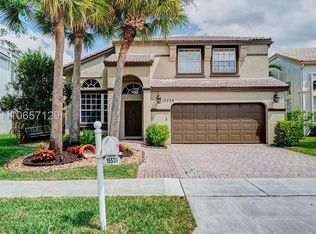 15538 NW 12th Pl, Pembroke Pines, FL 33028