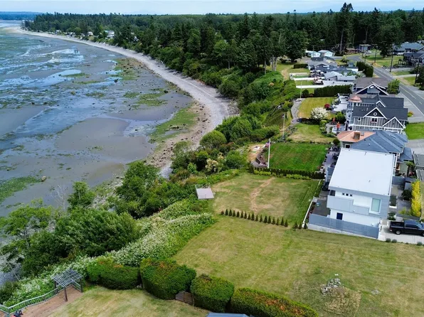 692 X Holeman Avenue, Blaine, WA 98230