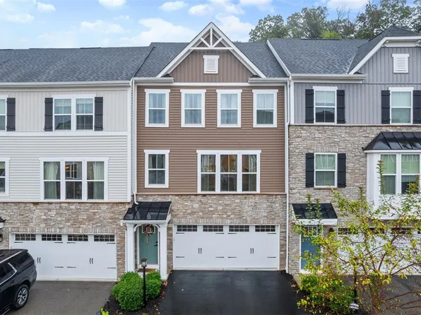 221 Olivia Way, Pittsburgh, PA 15237