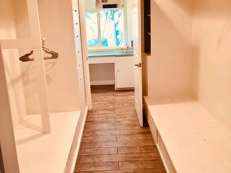 Walk in Closet