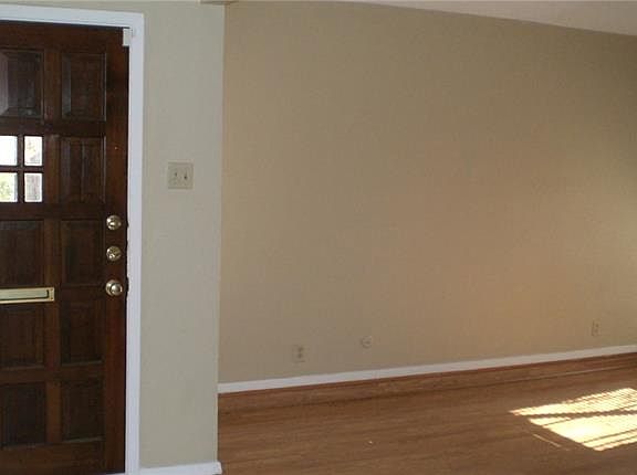 4th image of 9728 Summerwood Cir