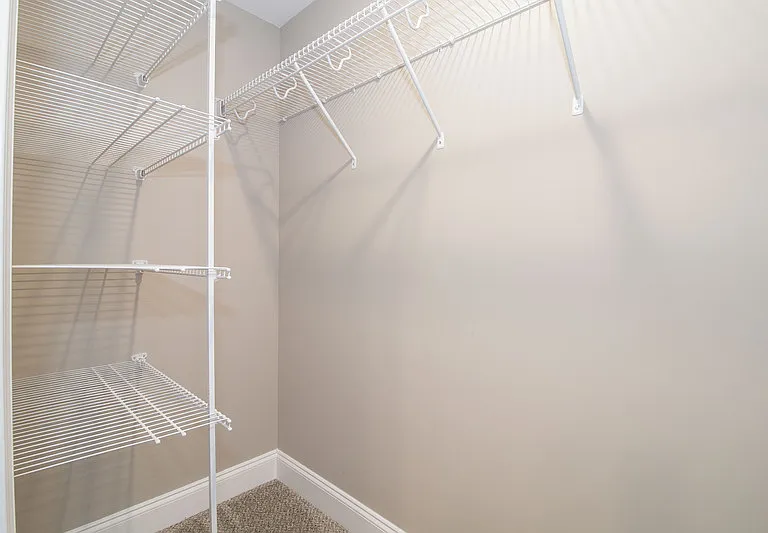 180 Dundee Dr — Photo 7