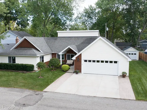 6735 Buckland Ave, West Bloomfield, MI 48324
