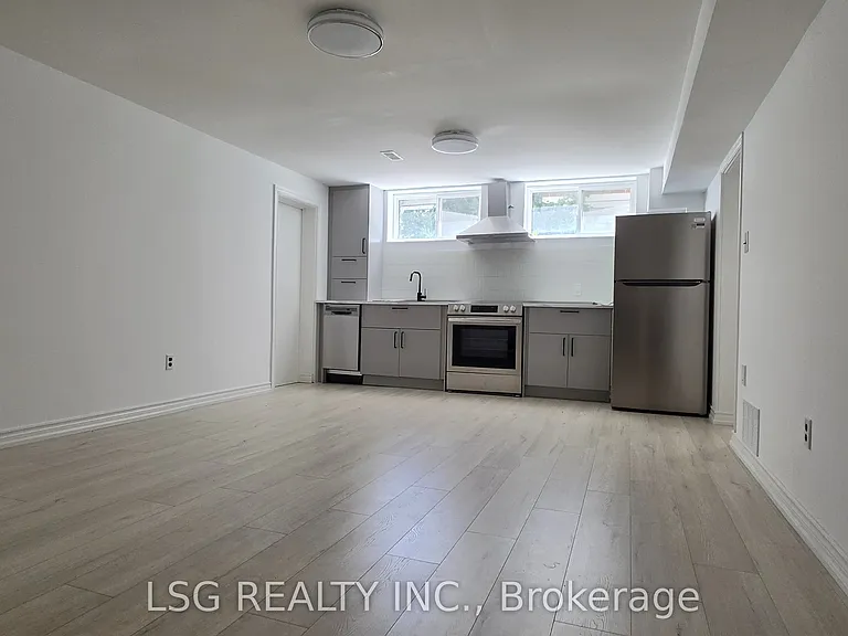 81 Norgrove Cres — Photo 33