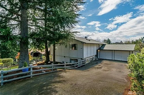 9427 NE 138th St Photo 1
