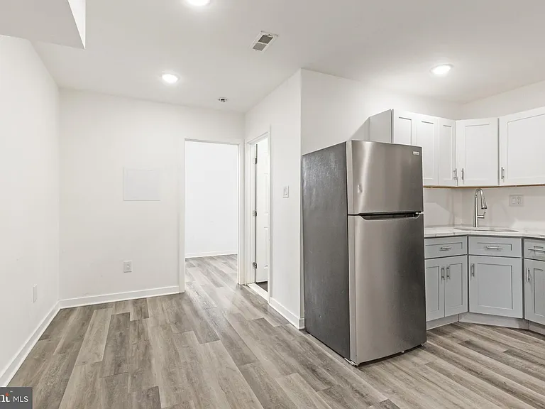 2550 Kensington Ave #3 — Photo 5