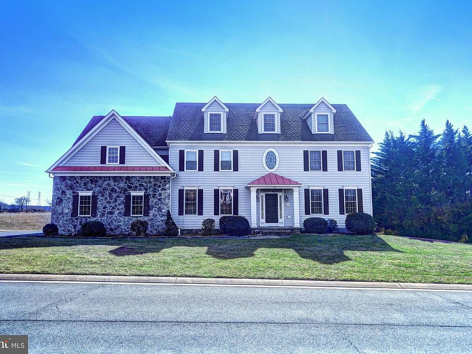 1st image of 1001 Woodshire Ln
