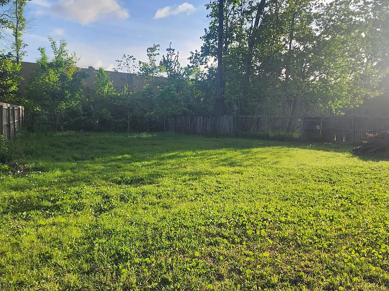 11340 Rustic Green Ct — Photo 7