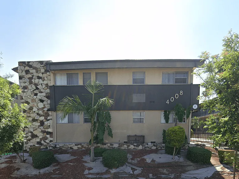 4008 Stevely Ave. — Photo 2