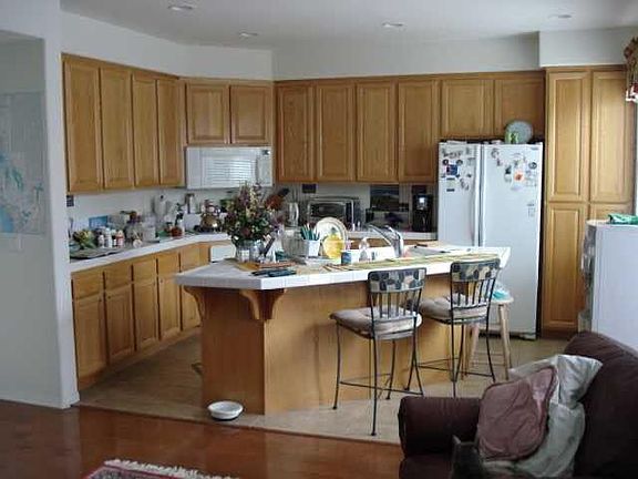Kitchen with island