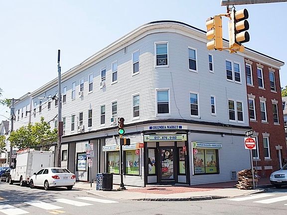 5th image of 137 Columbia St #A