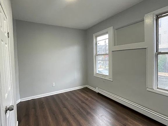 5th image of 53 Tillinghast St #202L