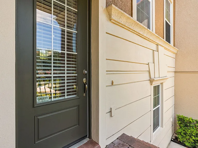 212 Trieste Loop — Photo 4