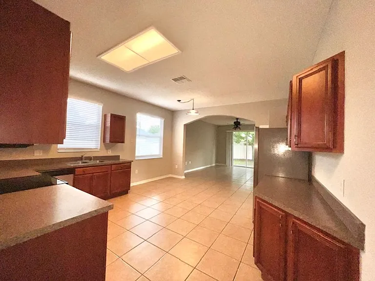9240 Black Hawk Ct — Photo 7