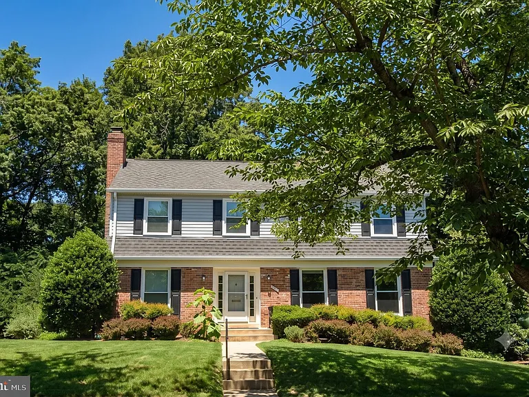 7301 Old Stage Rd — Photo 1