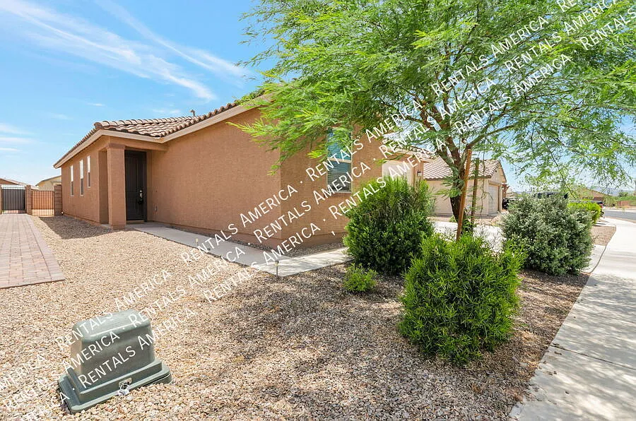Building Photo - 5631 S Ruby Quinn Pl