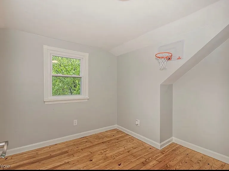 3719 Walter Rd — Photo 8