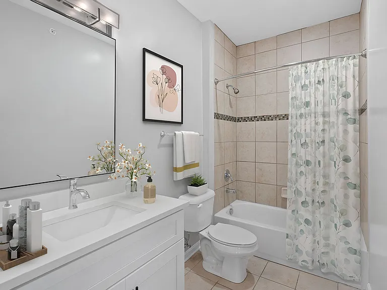 Monmouth Row Apartments — Photo 141
