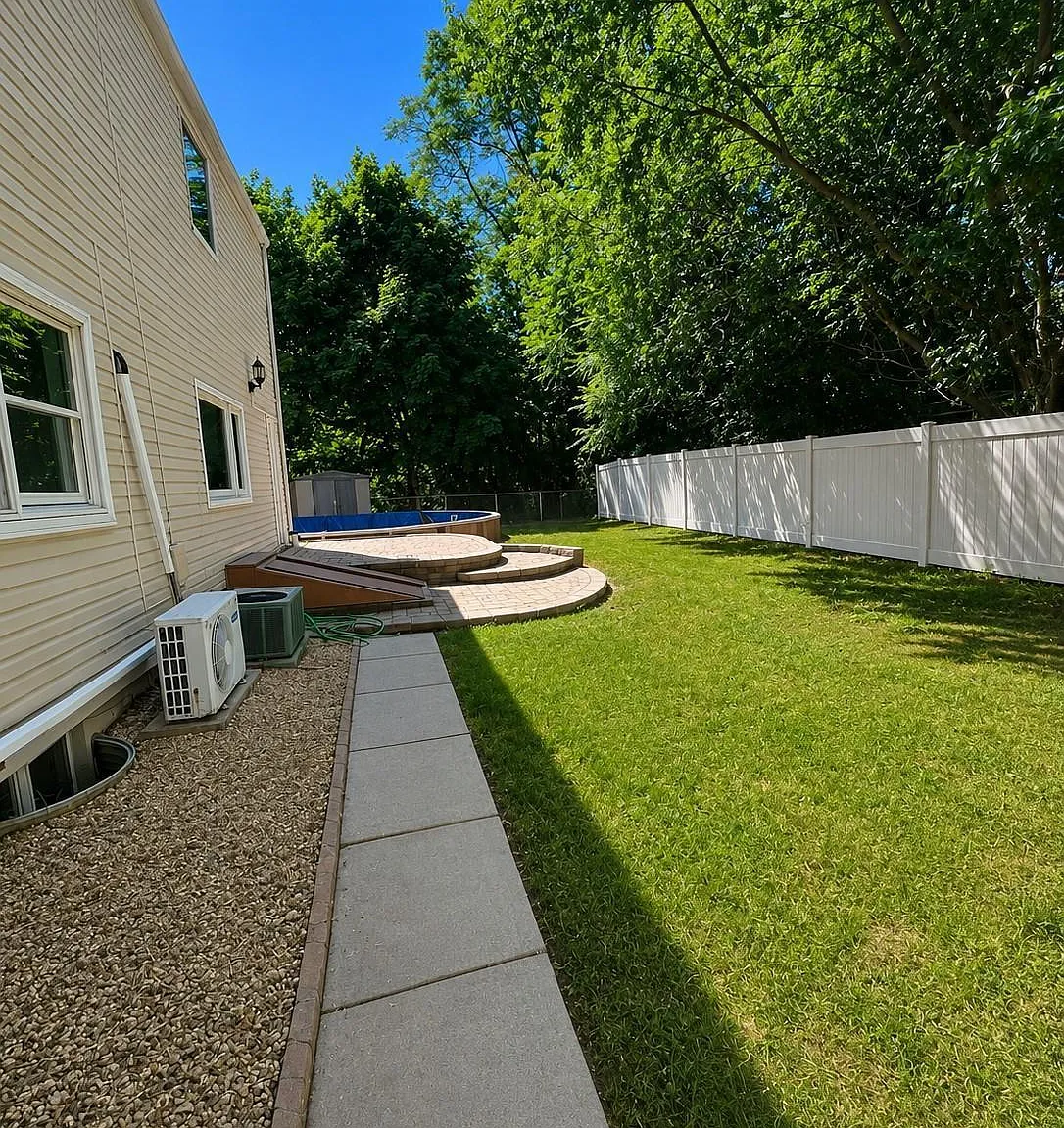 3 bed, 2.0 bath, $3,500 — Photo 2