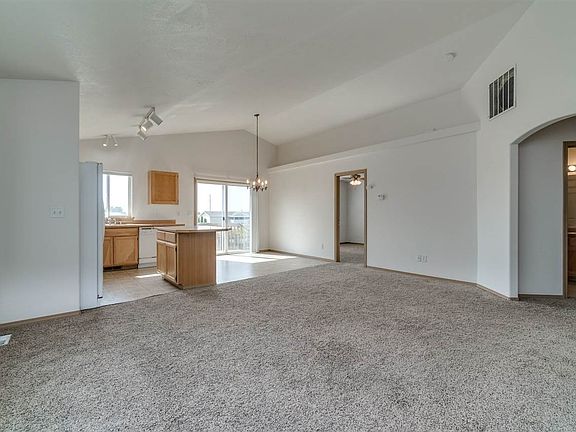 3rd image of 7814 S Blackberry St
