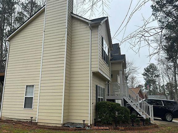 3rd image of 3881 Mountain View Rd NW