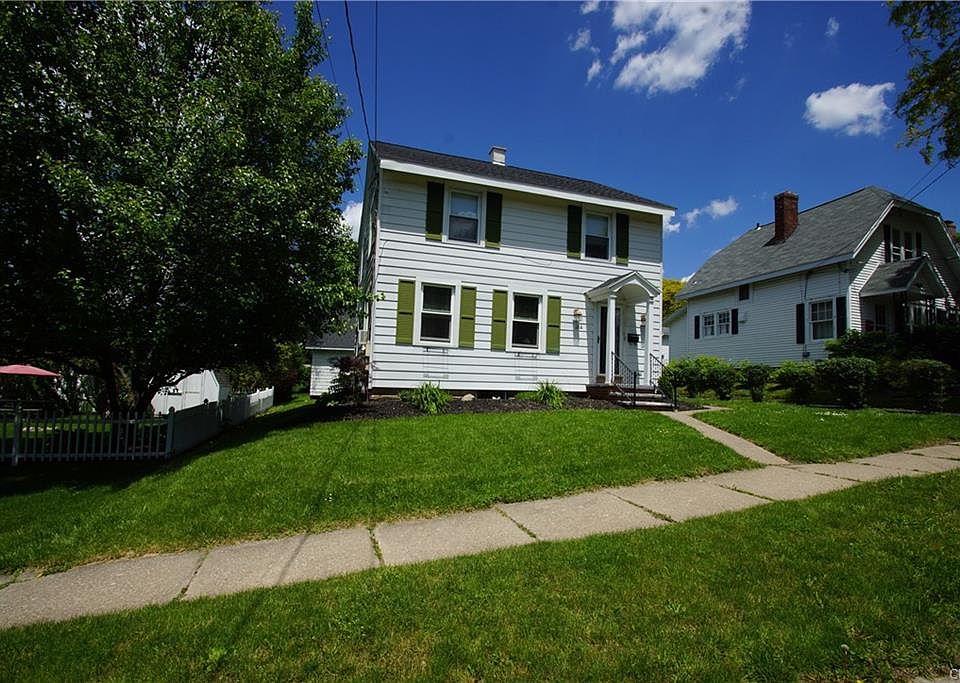 2nd image of 3 Highland St