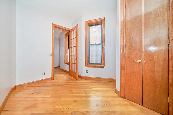 Rented by Living New York | media 12