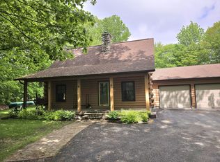 20 Sunflower Ln, Sidney, ME 04330